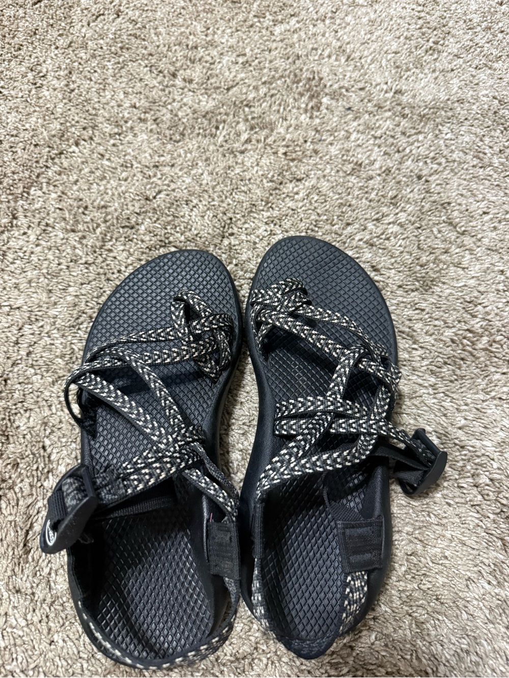 Women chaco’s size 7